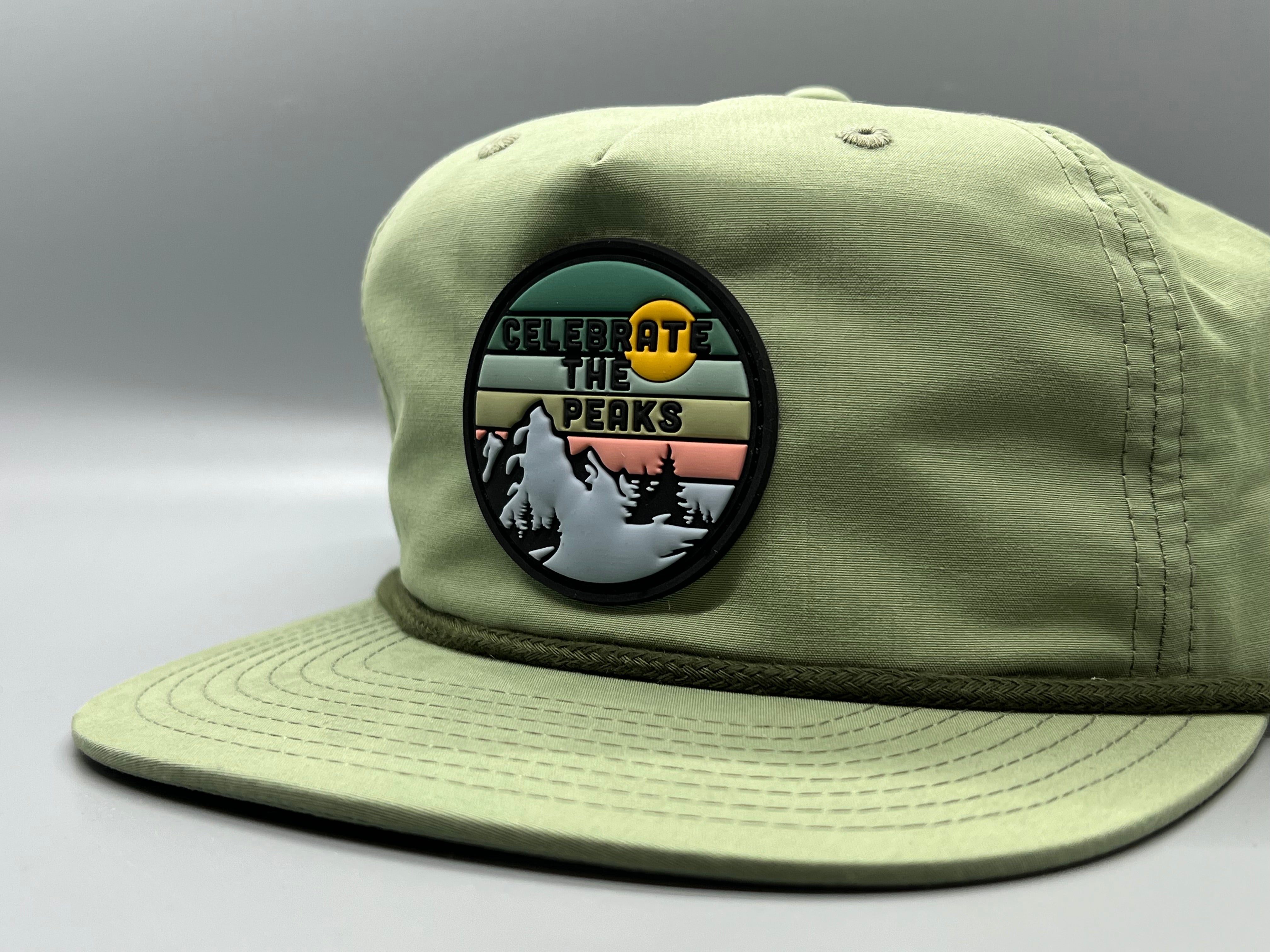 ハッピーサンデー Retro Grandpa Hats – Champagne Peaks
